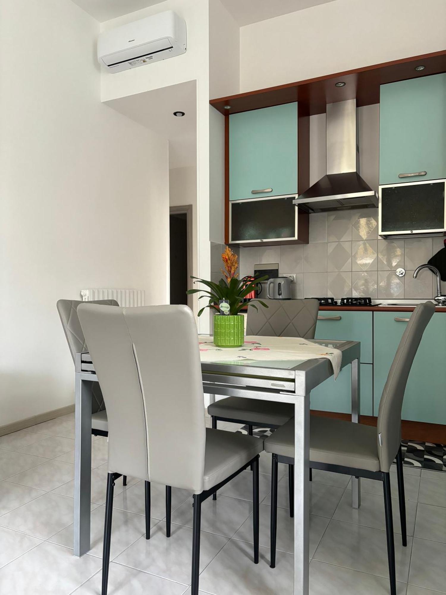 Apartment Sweet *