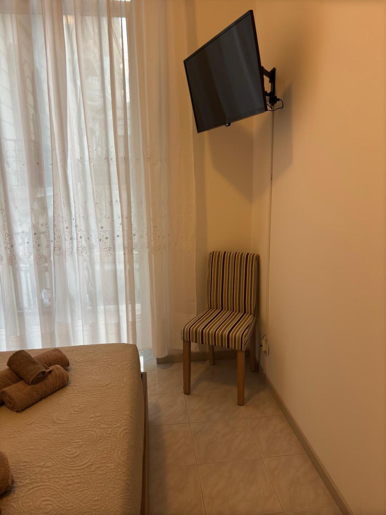 Sweet Apartment *