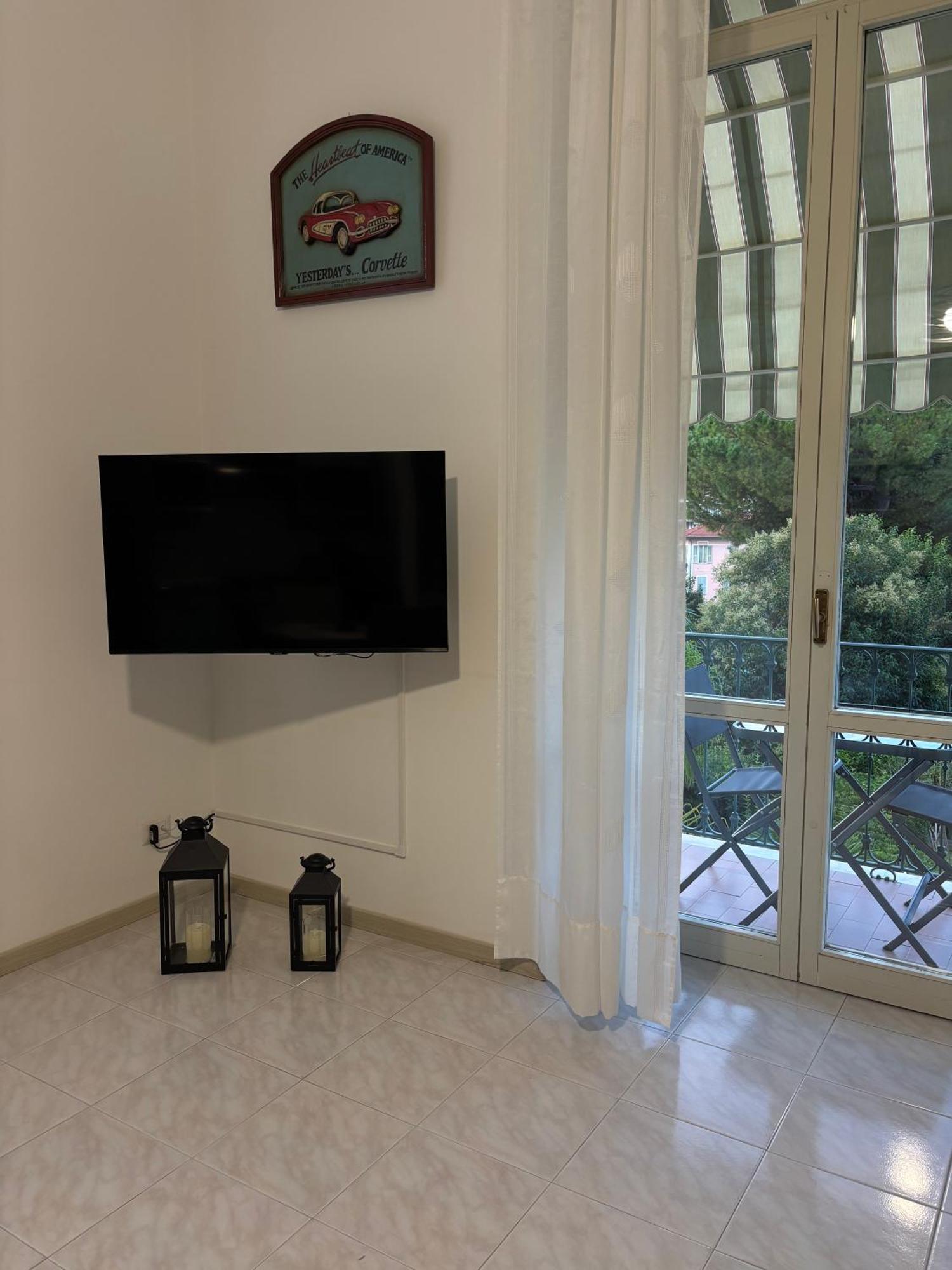 Apartment Sweet *